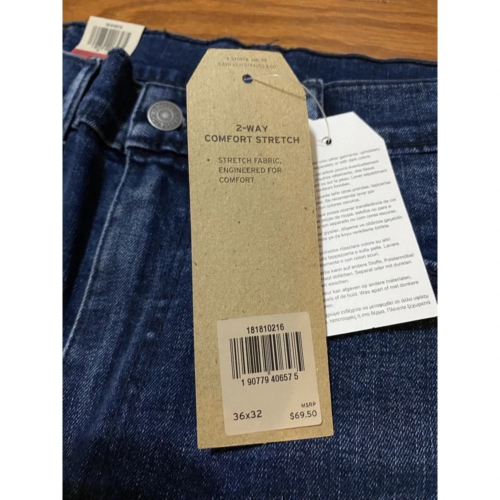 Levis new tags